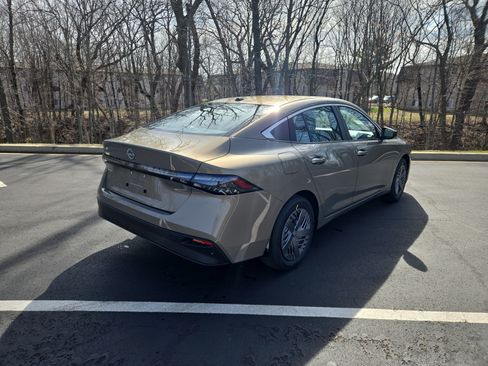 New 2026 Nissan Sentra SV w/ Floor Mat Package image 3