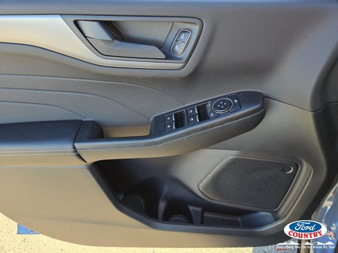 New 2026 Ford Escape Active w/ Tech Pack #1 FWD image 9