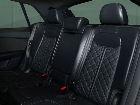 Used 2021 Audi SQ8 Premium Plus w/ SQ8 Black Optic Package image 13