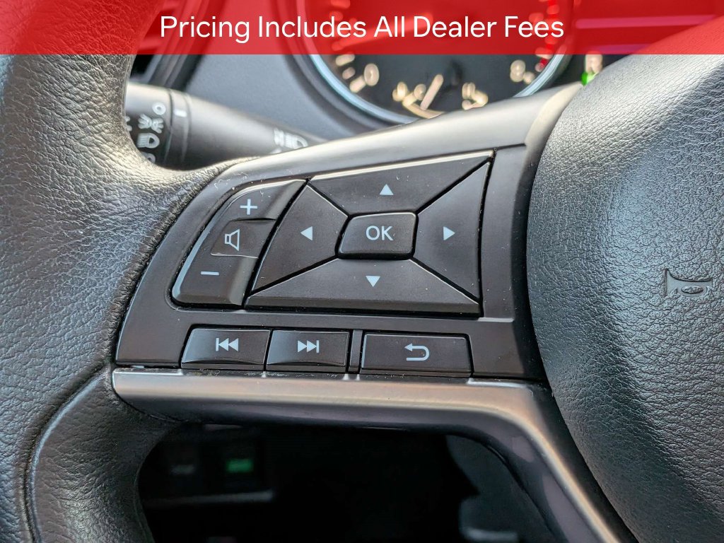 Used 2020 Nissan Rogue S FWD image 24