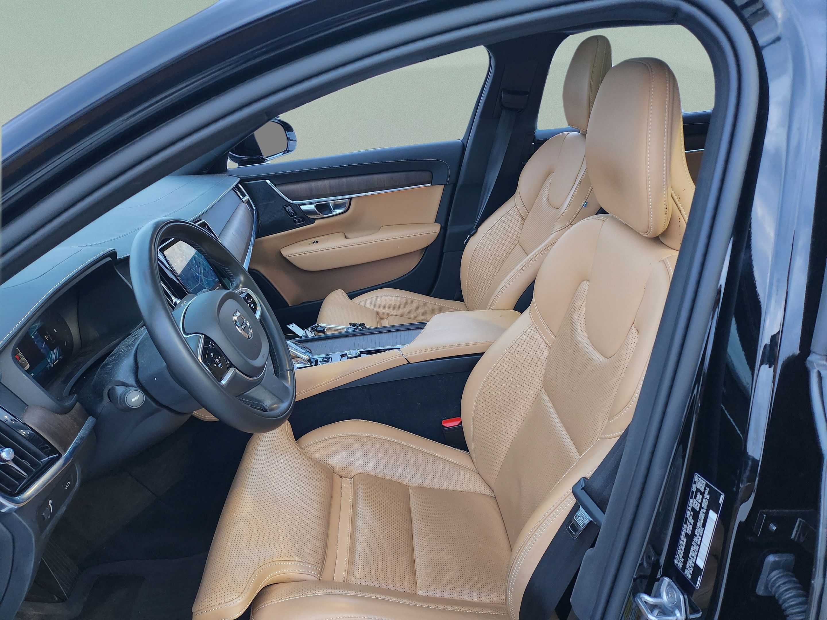 Used 2022 Volvo S90 B6 Inscription AWD/4WD image 11