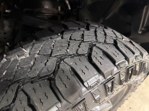 Used 2014 RAM 1500 Express w/ Black Ram 1500 Express Group image 38