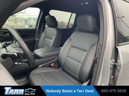 Used 2026 Chevrolet Traverse LT AWD/4WD image 13