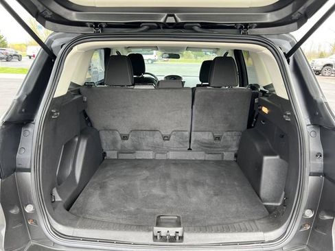 Used 2018 Ford Escape SE FWD image 14