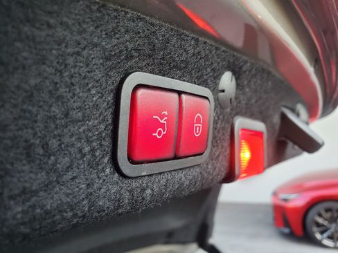 Used 2019 Mercedes-Benz C 300 Sedan image 9