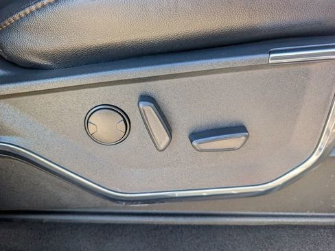 Used 2024 Ford F150 Lariat image 25