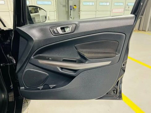 Used 2019 Ford EcoSport SE w/ SE Convenience Package image 33