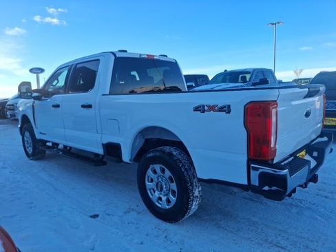 Used 2024 Ford F250 XLT image 4