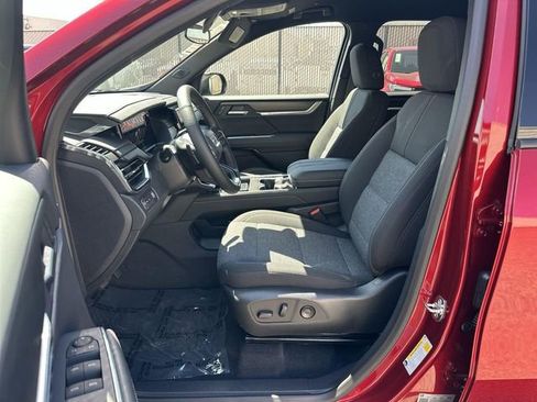 New 2025 GMC Acadia Elevation image 20