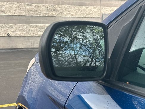 Certified 2022 Ford Edge SE image 8