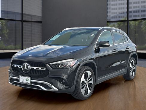 Used 2025 Mercedes-Benz GLA 250 image 12