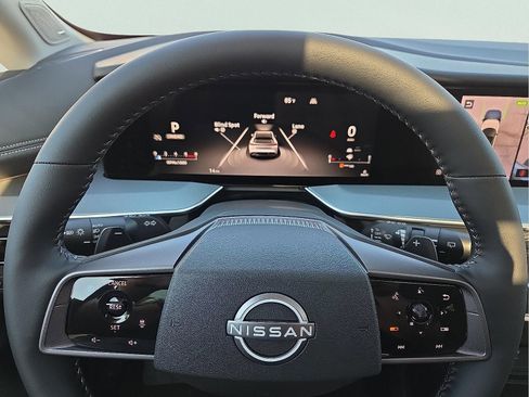 New 2025 Nissan Murano SL image 24