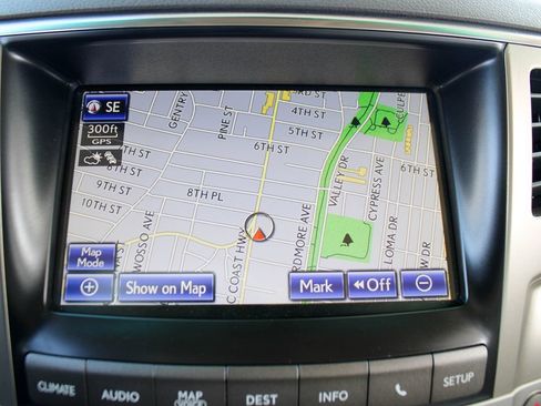 Used 2015 Lexus LX 570 4WD w/ Luxury Package image 38