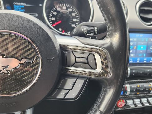 Used 2018 Ford Mustang Premium RWD image 27