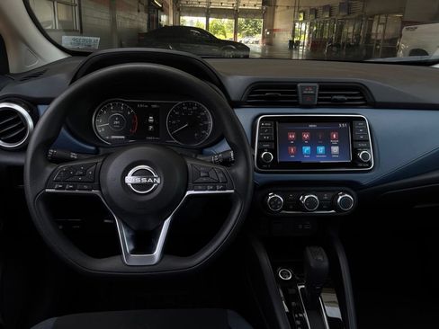 Used 2025 Nissan Versa SV FWD image 13