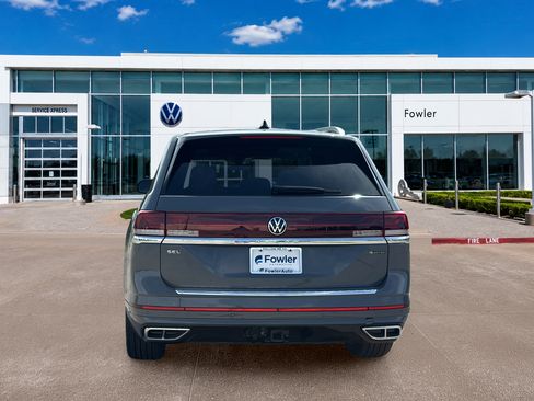 New 2026 Volkswagen Atlas SEL Premium R-Line AWD/4WD image 10