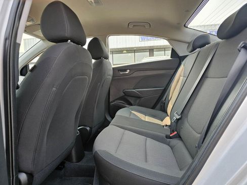 Used 2020 Hyundai Accent SE FWD image 18
