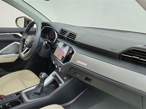 Used 2024 Audi Q3 2.0T Premium Plus image 20