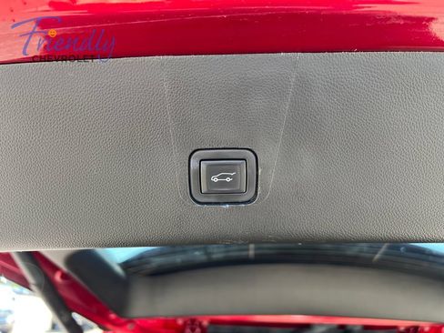 Certified 2023 Chevrolet Traverse LT w/ LPO, Floor Liner Package AWD/4WD image 34