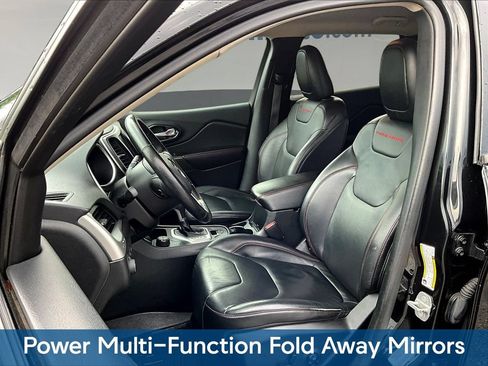 Used 2014 Jeep Cherokee Trailhawk w/ Technology Group AWD/4WD image 25