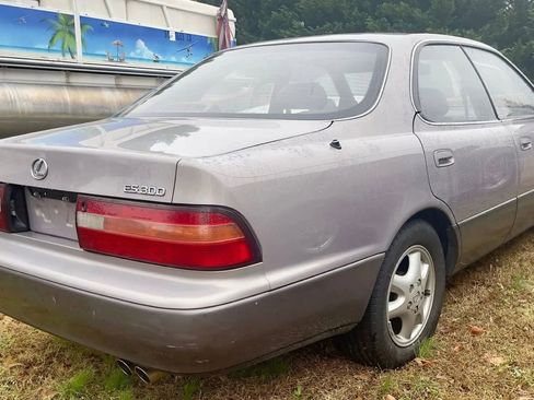 Used 1995 Lexus ES 330 image 6