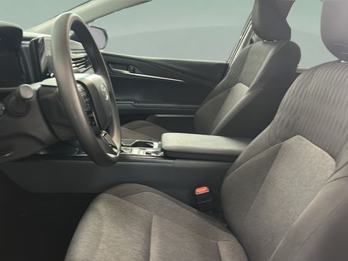 Used 2026 Toyota Camry LE FWD image 10