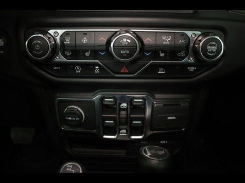 Used 2021 Jeep Wrangler Unlimited Sport AWD/4WD image 22