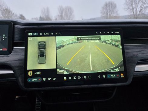 Used 2022 Rivian R1T Adventure image 29