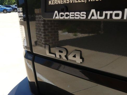 Used 2015 Land Rover LR4 HSE AWD/4WD image 37