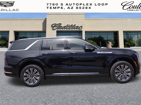 New 2026 Cadillac Escalade IQL Luxury image 2