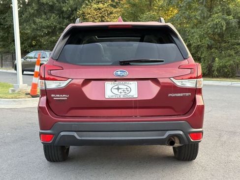 Used 2023 Subaru Forester Premium AWD/4WD image 4