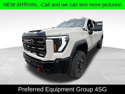 Used 2026 GMC Sierra 2500 AT4X w/ LPO, Black Badging Package