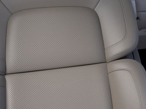 Used 2024 Lincoln Navigator Reserve image 16