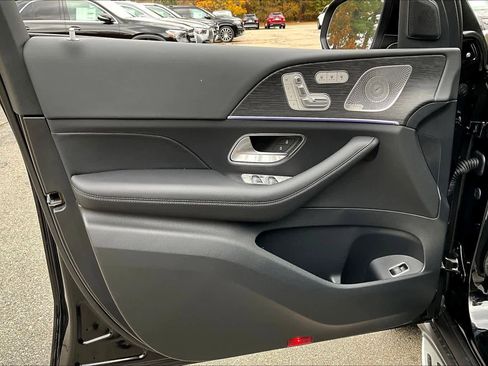 New 2026 Mercedes-Benz GLS 450 4MATIC image 12