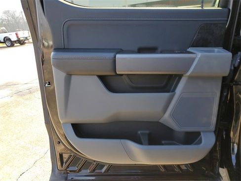 Used 2021 Ford F150 XLT w/ Equipment Group 302A High image 12