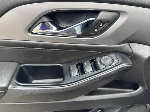 Used 2019 Chevrolet Traverse LT AWD/4WD image 13