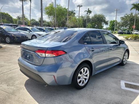 Used 2026 Toyota Corolla LE FWD image 7