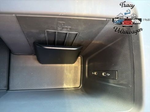 New 2026 Volkswagen Tiguan SE image 13