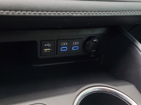 Certified 2022 Toyota Highlander XLE image 20