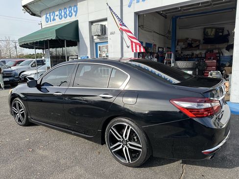 Used 2016 Honda Accord Sport image 8