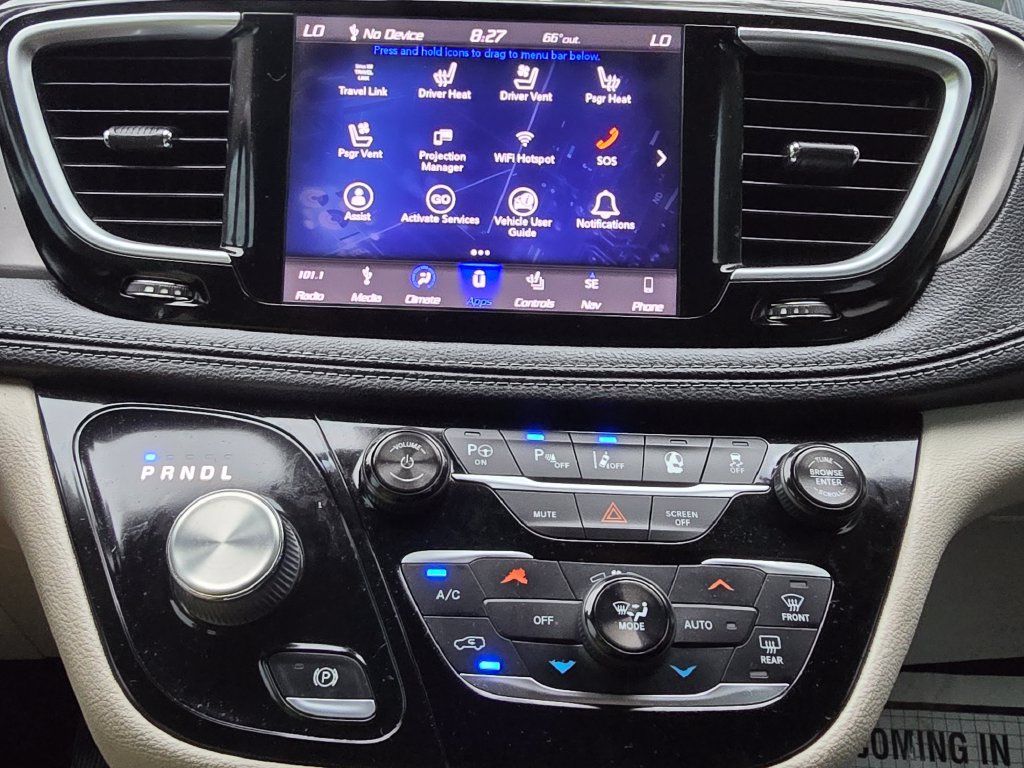 Used 2018 Chrysler Pacifica Limited w/ Advanced Safetytec Group FWD image 34