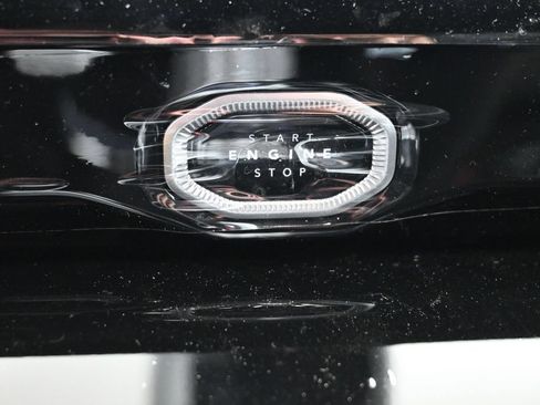 New 2026 Jeep Grand Cherokee L 4WD image 13