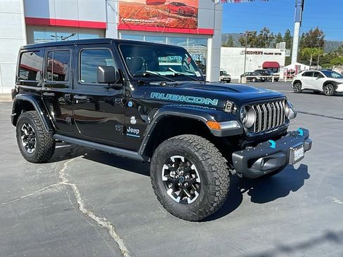 Used 2024 Jeep Wrangler Unlimited Rubicon 4xe image 37