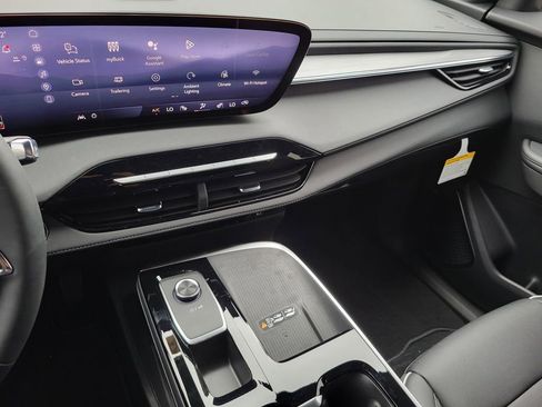 New 2026 Buick Enclave Preferred w/ Power Package image 9