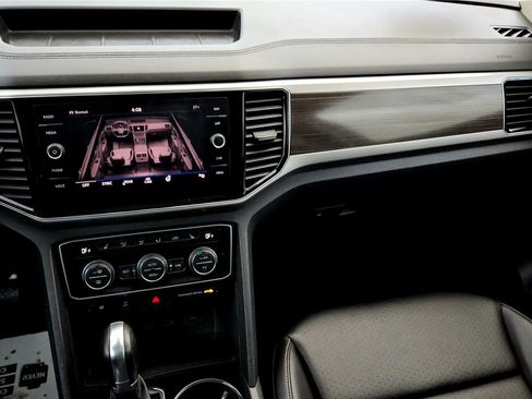 Used 2019 Volkswagen Atlas SEL image 32