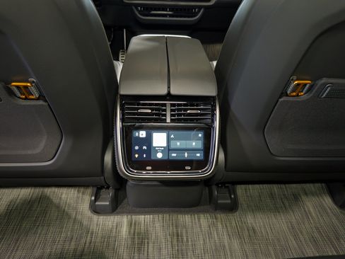Used 2024 Rivian R1T Adventure AWD/4WD image 26
