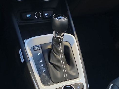 New 2026 Hyundai Venue SEL image 17