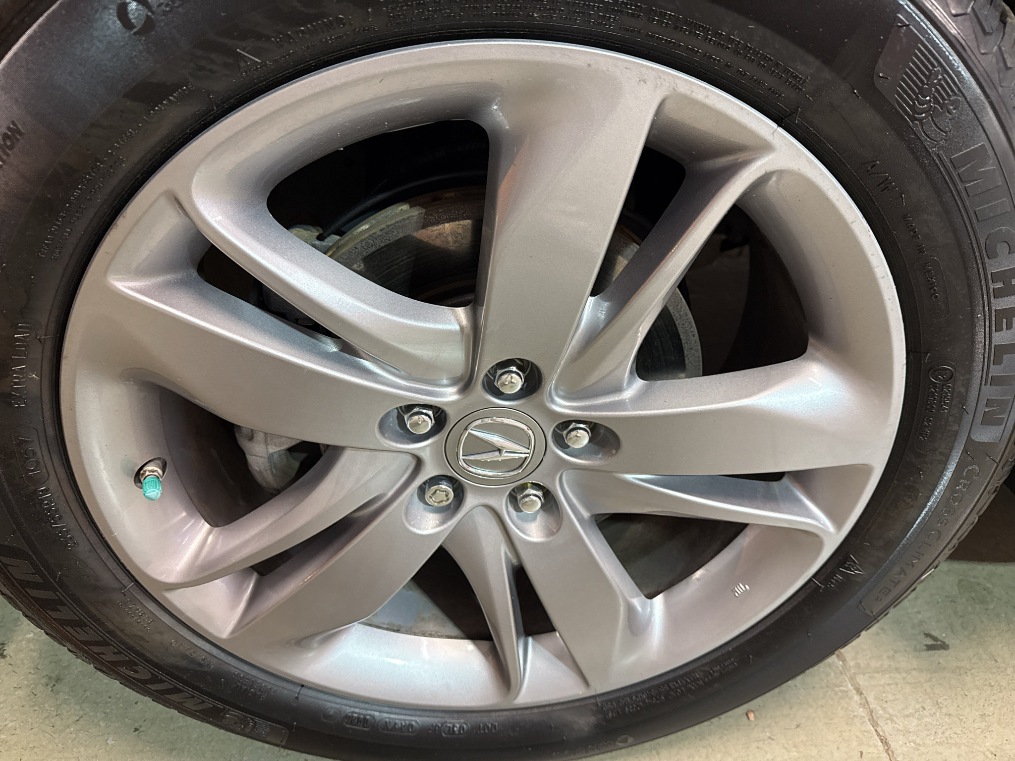 Used 2019 Acura RDX AWD/4WD image 35
