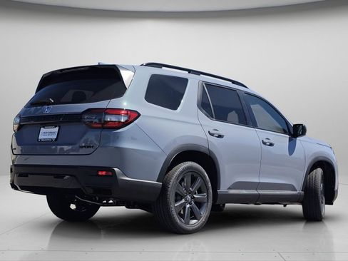 New 2026 Honda Pilot Sport image 23
