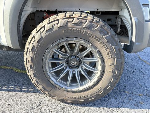 Used 2023 Ford F150 Raptor w/ Raptor Carbon Fiber Package AWD/4WD image 10
